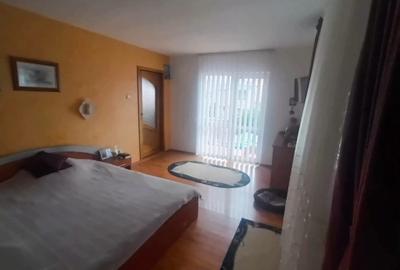 Vila D+P+E+M zona Hiperdia - 6