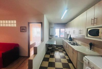 Garsonieră decomandată, mobilată în Florești