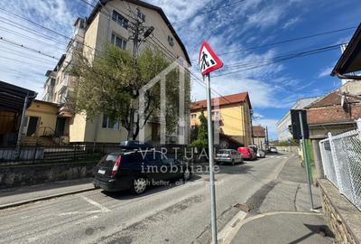 Garsonieră decomandată în Lazaret