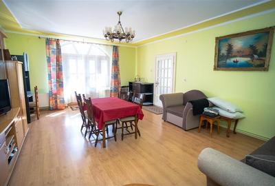 Casa in Rogerius cu spatiu comercial si 3 unitati separate - 3