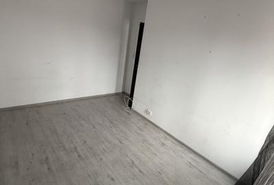 3 camere | etaj 1 | decomandat | Drumul Taberei | cartier Brancusi - 2