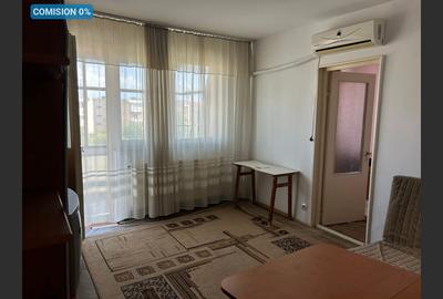 Apartament cu 2 camere semidecomandat în 9 Mai