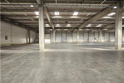 Spațiu industrial, de 1,500 mp, în Industrial Est