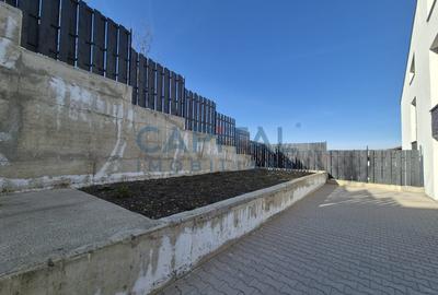 Case cu arhitectura nordica, garaj, panouri fotovoltaice, central Dezmir - 10