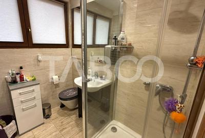 Casa cu 2 apartamente separate garaj acces auto zona Piata Cluj Sibiu - 5