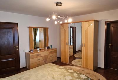 Casa individuala 11 incaperi | Zona Iancu Nicolae - Privighetorilor | Teren 627 - 19