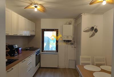 Apartament cu 3 camere semidecomandat, mobilat în Mănăștur