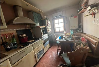 Apartament trei camere - Grădinița nr. 18 - 70mp - 4