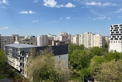Apartament decomandat 4 camere 2 bai  95 mp 13 septembrie - 10