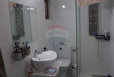 Casă cu 5 camere de vânzare, str. Dragoș Vodă - 20
