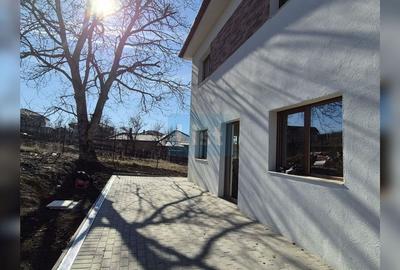 Casa mediteraneana, 139 mpu, 700 mpt, central Dezmir - 3