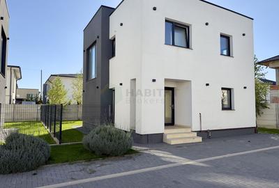 Casă individuală cu 4 camere în Tunari