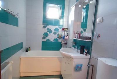 Apartament 2 camere in zona Mercur - 12