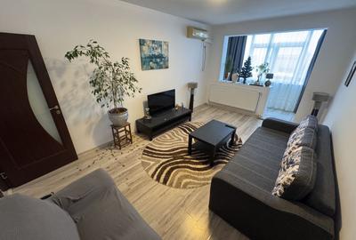 Apartament cu 3 camere decomandat, mobilat în Central