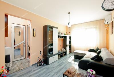 55oooEuro negociabil, trei camere renovat, mobilat si utilat, Micro 21-Turn TV - 1