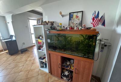 Vanzare apartament decomandat 4 camere loc de parcare Crangasi piata metrou - 6