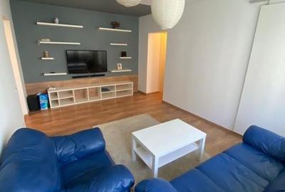 Apartament cu 2 camere semidecomandat, mobilat în Mihai Bravu
