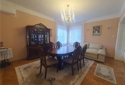 Imobil individual cu doua corpuri de cladire zona Parcului SubArini - 10