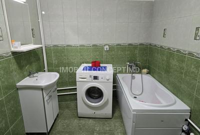 INCHIRIERE Garsoniera spatioasa, in bloc la curte, zona Mihai Bravu - 13