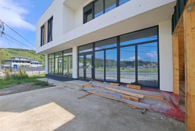 Spatiu comercial, 70 mp utili, 500 mp teren, situat Sub Coasta! - 2
