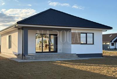 Casa 4 camere de vanzare in Santandrei - 1