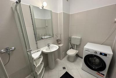INCHIRIERE APARTAMENT SUPERB 3 CAMERE CASIN - 10