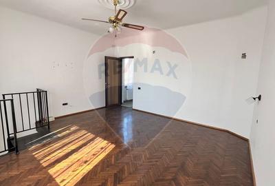 Casă / Vilă cu 2camere de vânzare la curte comuna - 9