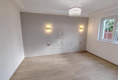 Duplex separat prin carport - Mobilat lux - Panouri si Asfalt - 9