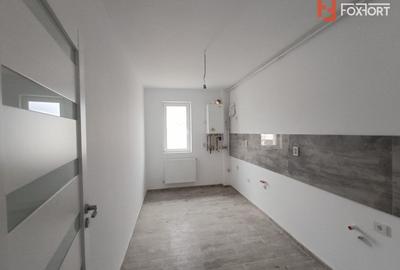 Apartament cu 2 camere decomandat în Giroc