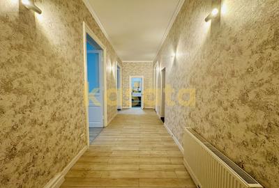 Apartament cu 4 camere decomandat în Universitate