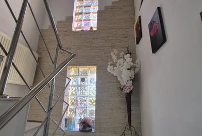 Vila spatioasa,Corbu! - 1