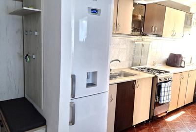Apartament 3 camere 50mp +garaj mobilat utilat  52.000eur neg - 1