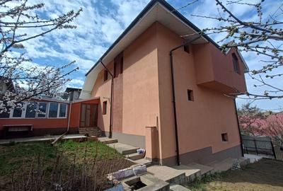 Casa 5 camere-strada principala - Tomesti - 1