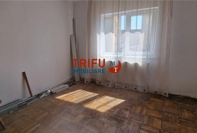 Apartament cu 2 camere decomandat în Ampoi 1