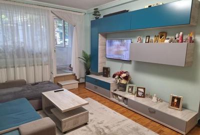Apartament cu 2 camere semidecomandat în Central
