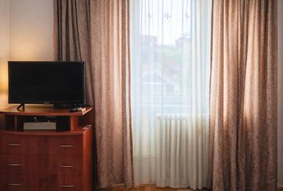 Apartament cu doua camere zona Cetatii - 1