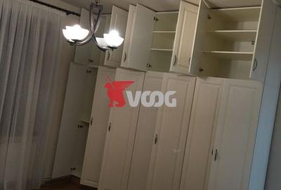 Apartament 3 camere langa medicina - 1