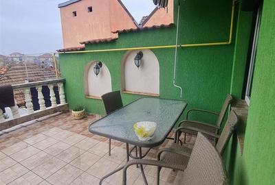 Casa D+P+E  zona Garii Oradea - 7