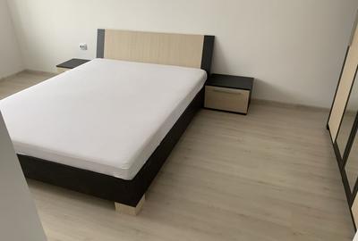 Apartament 2 camere  decomandat , etaj 2 , zona  Cetate - 3
