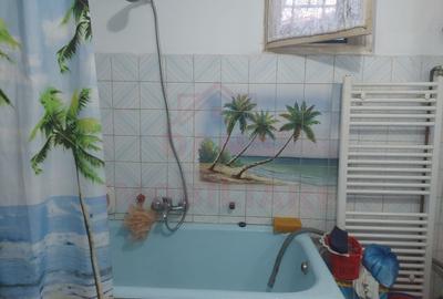 CASĂ 5 CAMERE\ OȚELU-ROȘU\ZONA CIREȘA \ COMISION 0% - 15