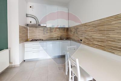 ZONA TRACTORUL| 70 mp utili | LOC DE PARCARE | 2 CAMERE - 8