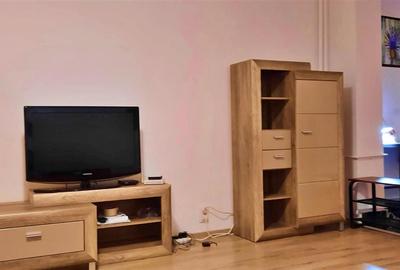 Garsonieră Titan | Bd. Nicolae Grigorescu | renovată complet | etaj 2 - 7