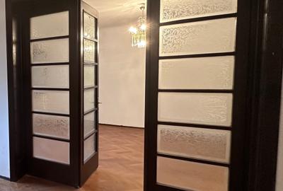 Apartament în vila interbelică U2 - 3
