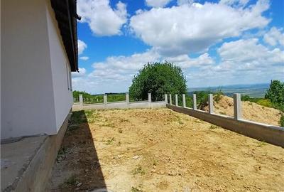 Casa de vanzare I Paun, Barnova I 4 camere, 2 bai I 500 mp teren - 2