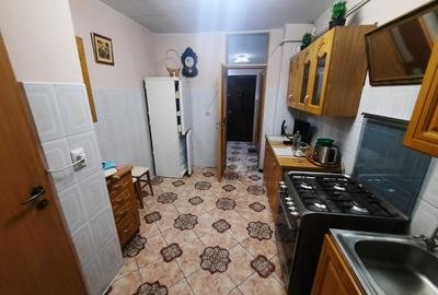 Aprtament cu 2 camere decomandat, etajul 1/8, zona Pacurari - 5