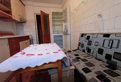 Apartament 3 Camere Decomandat - Blv Independenței- 550 euro - 18