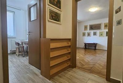 Vanzare Apartament 3 camere - Teiul Doamnei  Bucur Obor - Aleea Otesani - 3