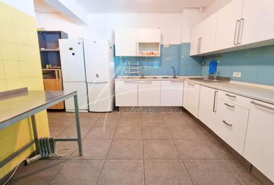 Apartament cu 5 camere si curte de 358 mp. - 11