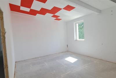 Spatiu 700mp et.1 in zona Aeroport, Arad - 18