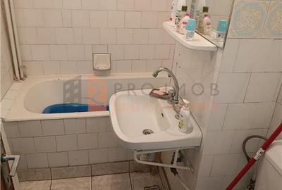 Apartament 3 camere cf 1 decomandat zona Crang - 7